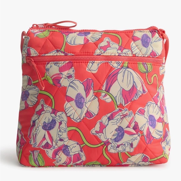 Vera Bradley Original Zip Hipster in Swirling Poppies Featherweight - Picture 2 of 3